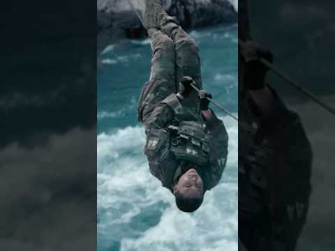 My heart was pounding during this whole sequence #WarMachine