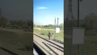 Okara to Rawalpindi train travel #ytshorts #ytshortsvideo #trainourney #foodie