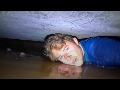 i'm trapped in this FLOODING cave.. help me