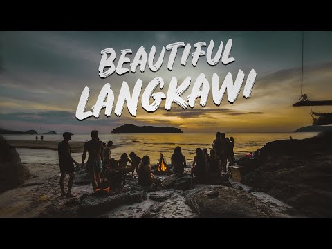 Experiencing REFRESHING WATERFALLS & INCREDIBLE SUNSETS in Langkawi, Malaysia