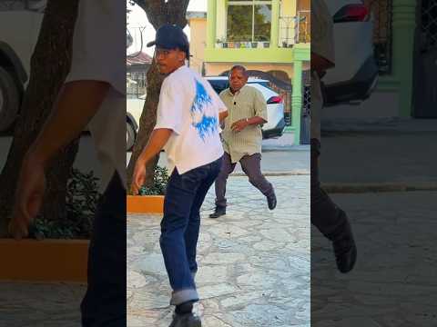 Lo encuentro roband0 y se negó #familia #humor