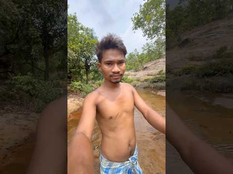Ak aisa bhi kahani 😱 #minivlog#viral#trending#village#shorts#reels#river#waterfall#hills#enjoy
