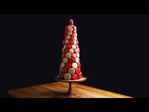 A Holiday Macaron Tower To Impress Your Entire Family