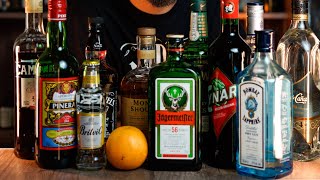"BOTELLAS PARA EL BAR EN CASA" Recuerda siempre beber en forma responsable. #nicolassaya