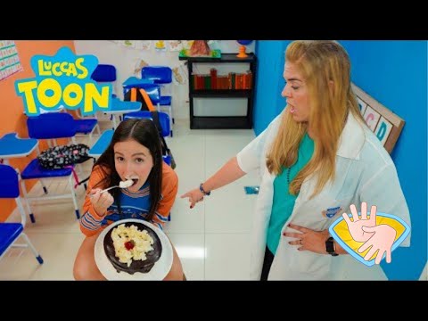CAMILA COMILONA DEVOROU O BOLO DA PROFESSORA! O DIA DO PROFESSOR NA ESCOLA! 👋🏻LIBRAS👋🏾