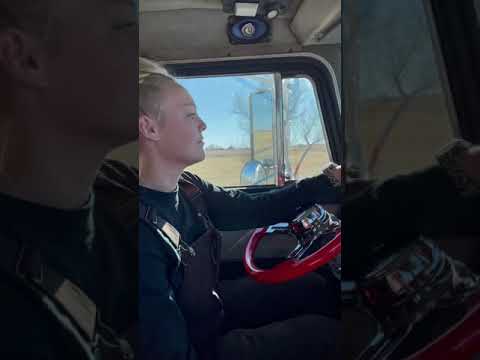 Female trucker, Flattop Peter built, Trucking