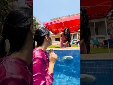Priyal di ne mujhe dhaka kyu dia pool m🏊🤿 ​⁠​⁠@Dushyant_kukreja #anurathi #dushyantkukreja
