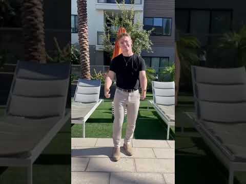 How to do the walking pose without walking 🚶