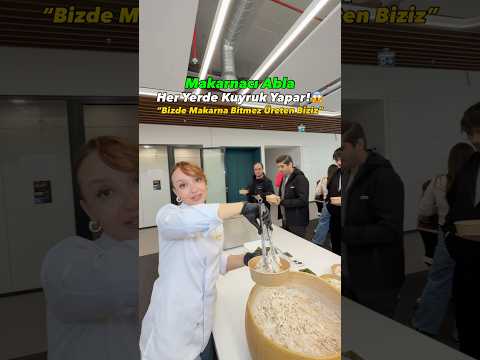 Makarnacı Abla Her Yerde Kuyruk Yapar!😱