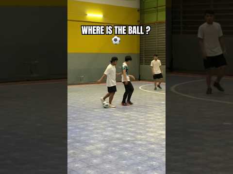WHERE IS THE BALL ? ⚽️