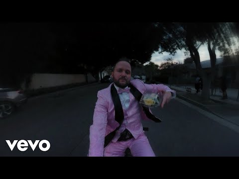 Quinn XCII - Georgia Peach (Official Music Video)