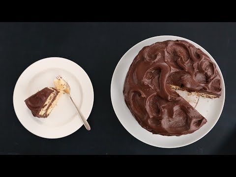 The Best Technique for Swoopy Cake Frosting - Kitchen Conundrums with Thomas Joseph