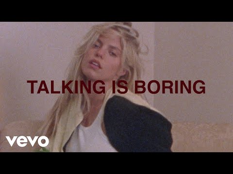 Reneé Rapp - Kiss It Kiss It (Official Lyric Video)