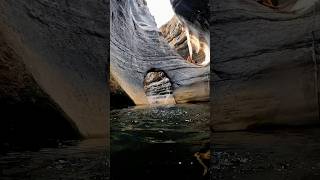 Secrets of Omani mountains ✨ Explore the mystery of Wadi Damm Arch, Jabal Shams, Oman 🇴🇲