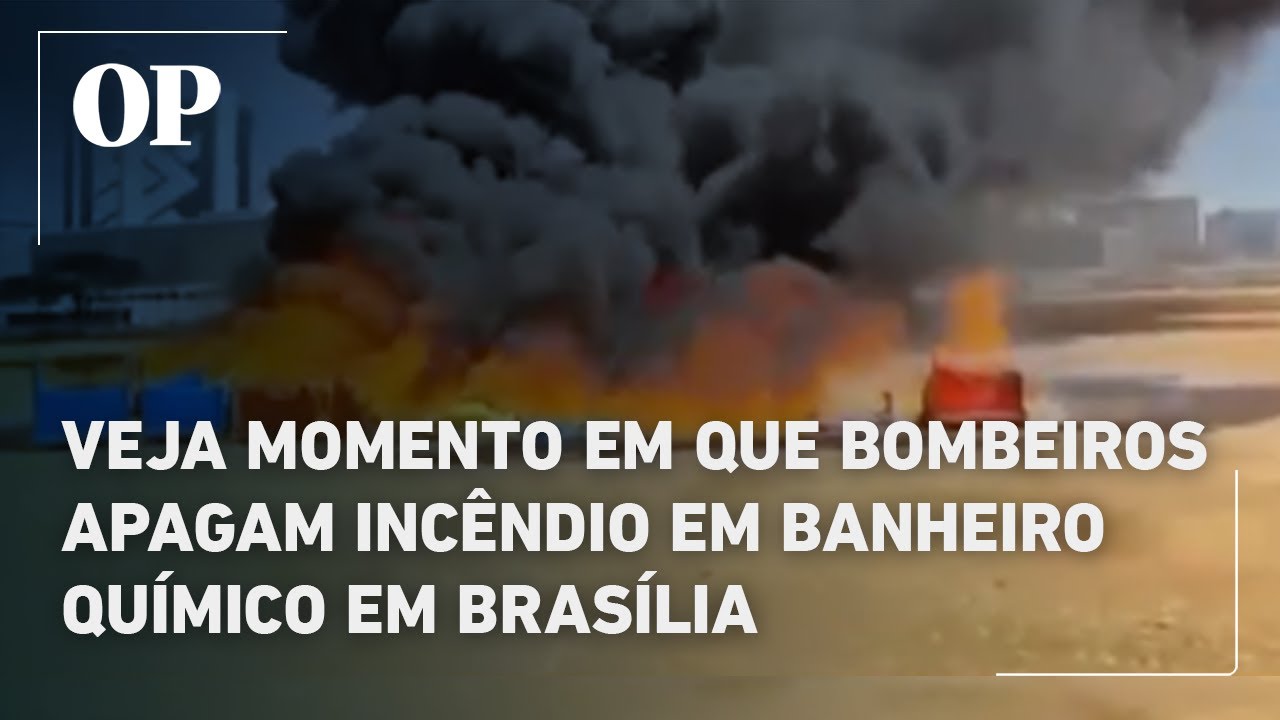 Veja momento em que Bombeiros apagam incêndio em banheiro químico em Brasília
