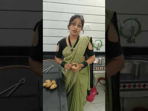 औरत ही औरत की दुश्मन है, वरना आदमी अच्छे होते हैं.| Gunjan Giri #youtubeshort #short