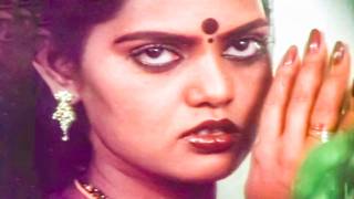 సిల్క్ స్మిత అందం పూర్తిగా చూడాలి అంటే ఈ వీడియో చూడండి | @CinemaShowTime