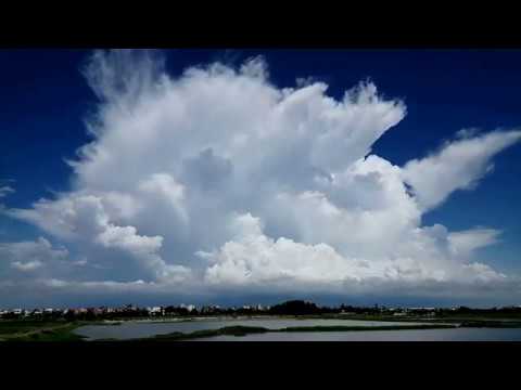 0703 大型積雨雲發展 - YouTube
