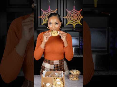 Baker Tries Vegan Cookie!