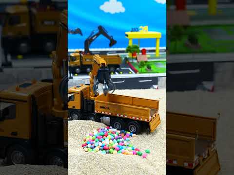 Construction Fail?! Here Comes the Claw! 🚧🆘😱