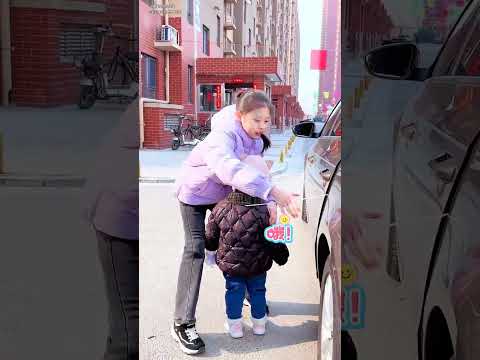 A few words from the father trying to awaken his father's love. Fortunately, there is a sister t