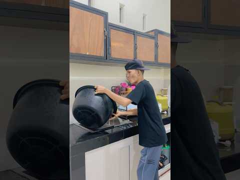 Rajin nya tengah malam!