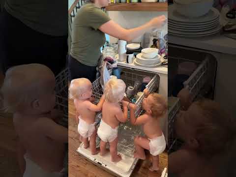 I don’t know why my Wife complaining, she has help all day in the kitchen. 🤣 #mom #dad #triplets