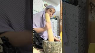 Akhrot aur Anardana ki chutney 😋 #viralvideo #minivlog #shortvideo