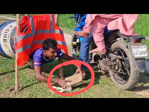 গাড়ির চাকার নিছে ইট দিলো কে || Bangla funny video || Mitali Bangla