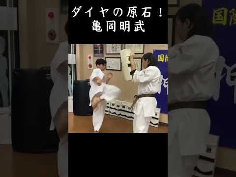 本当に白帯？👀#Kyokushin#KENSEIKAN#KARATE#blackbelt#martialarts#KURO-OBI#KATA
