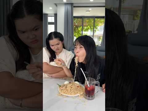 The girl who likes spicy food 🌶️🌶️🌶️ #funny #shorts