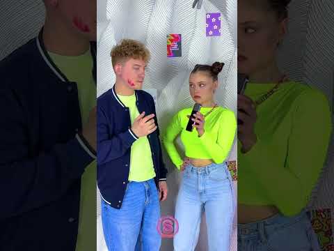 Lipstick yang Menggoda dan Membuatnya Merasa Bersalah!