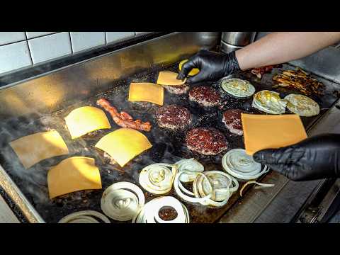 Best juicy ever! 100% beef premium handmade burger. Enjoy at hanok!│Korean street food