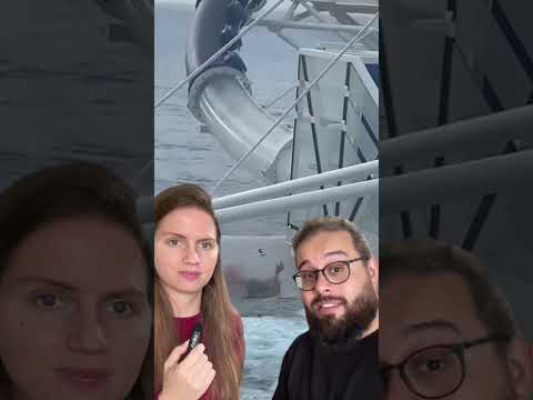 Mulher ficou presa no tobogã, mas foi resgatada e no fim deu tudo certo!