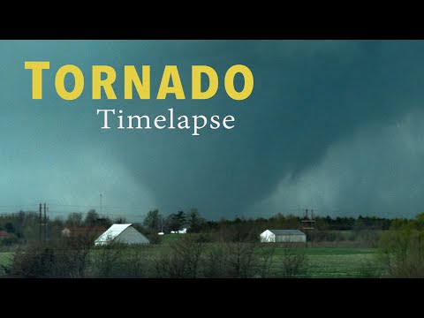 TORNADO FORMING TIMELAPSE - Iowa April 16, 2024