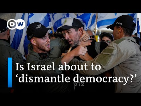 Israel: Thousands of people protesting against the government's planned judicial reforms | DW News