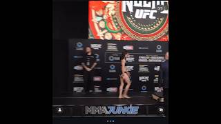 Alexa Grasso Juicy Ass Cheeks