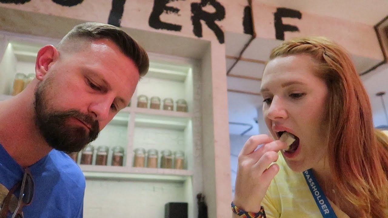 A Trip To Universal Orlando CityWalk To Eat At Vivo Italian Kitchen! Theme Park Food Review The Tim Tracker