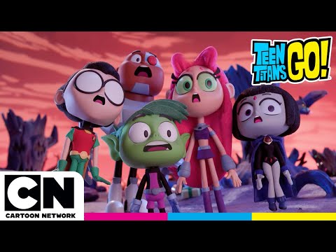 Stop-Motion-Skelettkampf 💀 | Teen Titans Go! | @cartoonnetworkDE