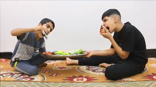 شباوي جايب حلويات ونظوري يريدهن😋شوف منو حصلهن بالأخير... مصيبة💔