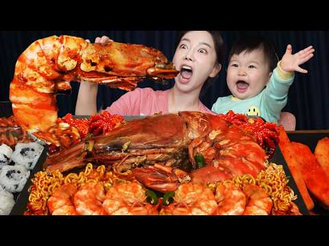 대왕 킹타이거 새우라면🦐 ft.자다 깬 아기손님😅 Giant King Tiger Shrimp Ramen with webfoot Octopus Mukbang ASMR Ssoyoung