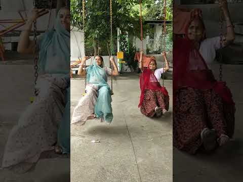 enjoy 😂😅#age ho gyi par masti kaam nhi hui#har paal ko enjoy se jiyo#shortsviral#ytshorts