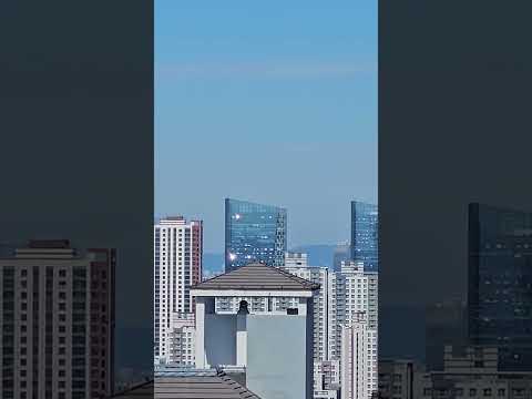 지금 하늘에 나타난 빛구슬… <strong>아버지의</strong> 천군이 보여주었다