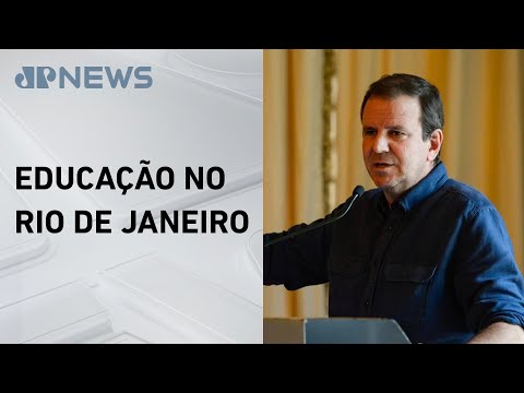 Paes sanciona nova carga horária para professores