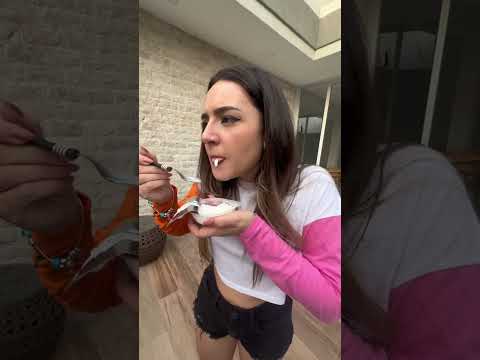 24 HORAS COMENDO COISAS ESTRANHAS (#SHORTS) - CAMILLA ROCHA