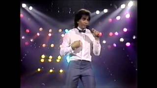 Subjetivo lavanda Pies suaves Pavo Real-José Luis Rodríguez-El Puma- Chile-en vivo con A.Vadonovic-1987.  - YouTube