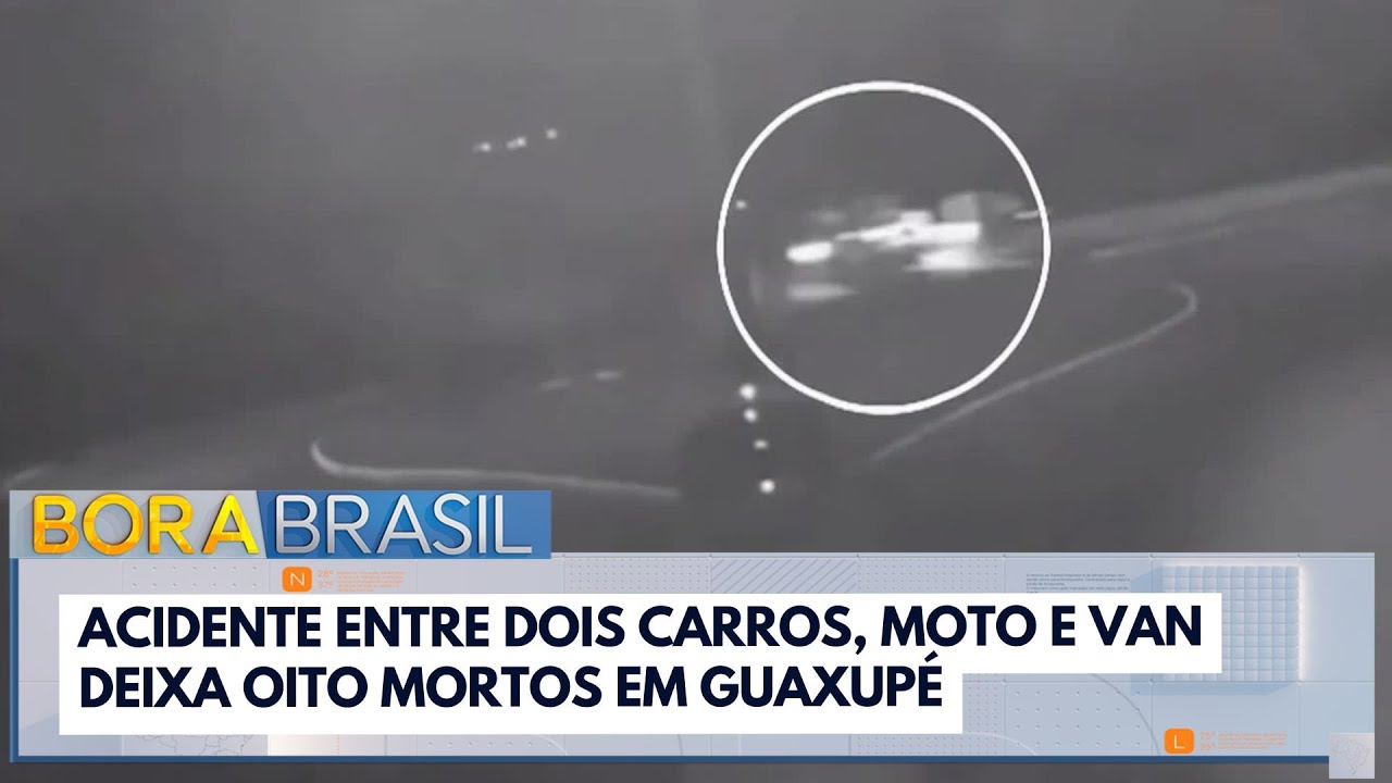 Acidente entre dois carros moto e van deixa oito mortos em Guaxupé MG