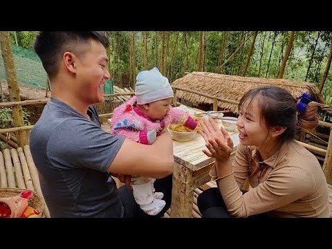 2 years living off the grid Young couple's , welcoming lovely children