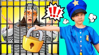 La piccola guardia della città controlla tutto: nessun ladro potrà scappare!🚔🚨