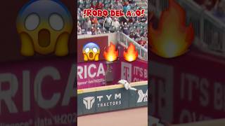 Profar le roba el HR en el aire! 🔥🧤 #RoboDelAño #mlb  #baseball